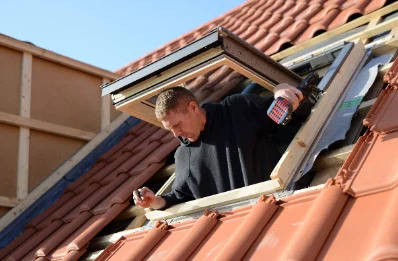Pose de fenêtres de toit Velux à Boisseuil